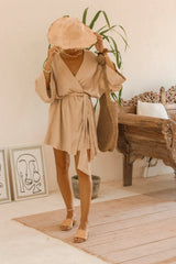 robe léone ay the label