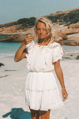 Robe Cinta ay the label