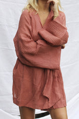 paréo leone ay. the label